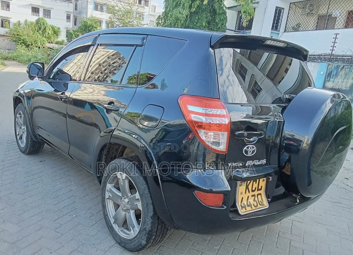 Toyota RAV4 2010 Black