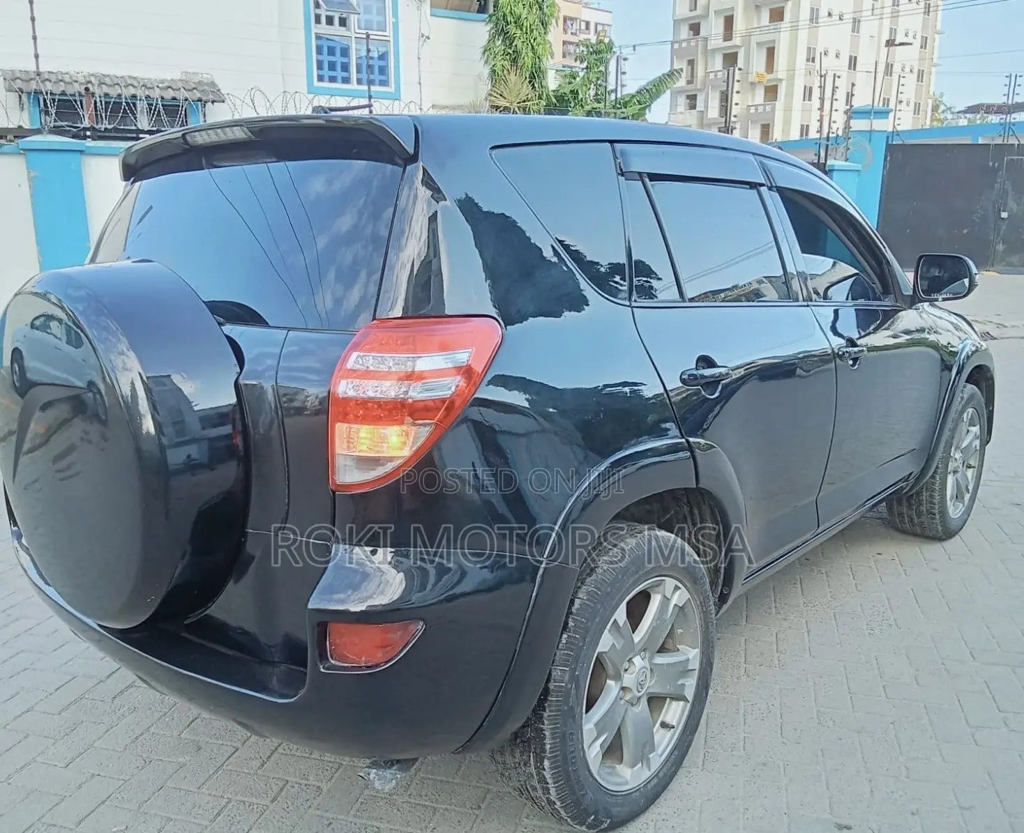 Toyota RAV4 2010 Black