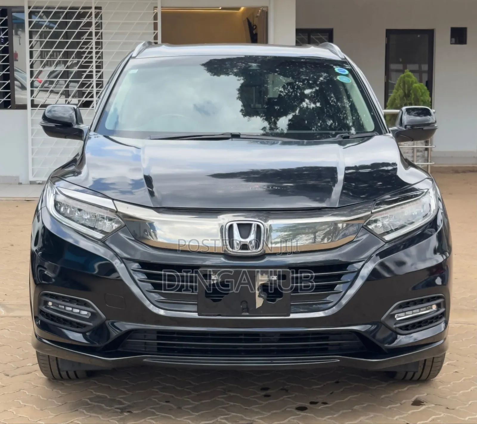 Honda Vezel 1.5 Hybrid 2WD 2019 Black