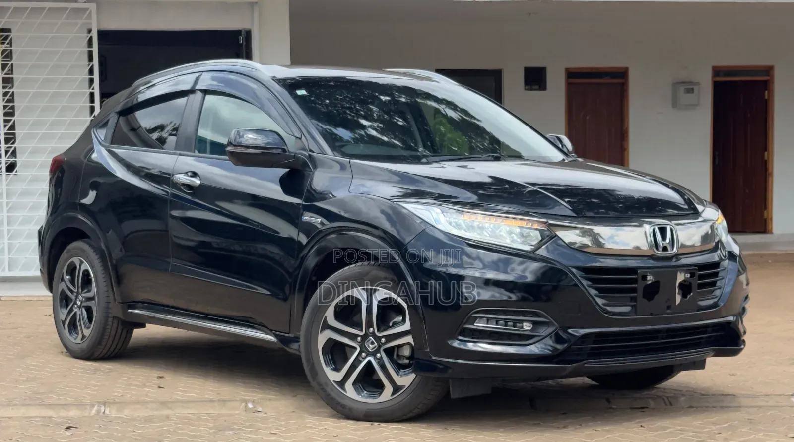 Honda Vezel 1.5 Hybrid 2WD 2019 Black