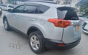 Toyota RAV4 2013 Silver