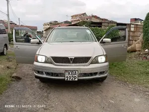 Toyota Vista 2000 Silver