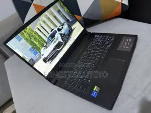 Laptop MSI Crosshair 15 16GB Intel Core i7 SSD 512GB