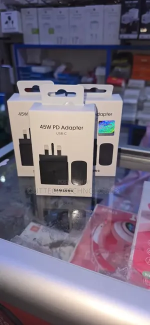 Samsung 45W PD Adapter