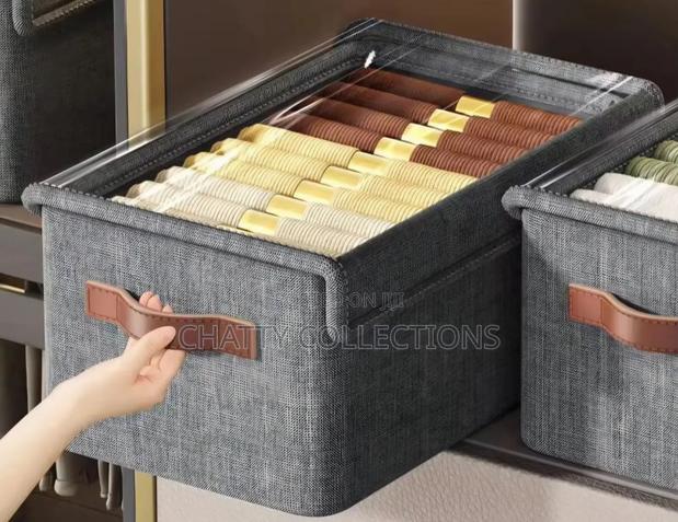 Collapsible Fabric Wardrobe Organizer With Lid