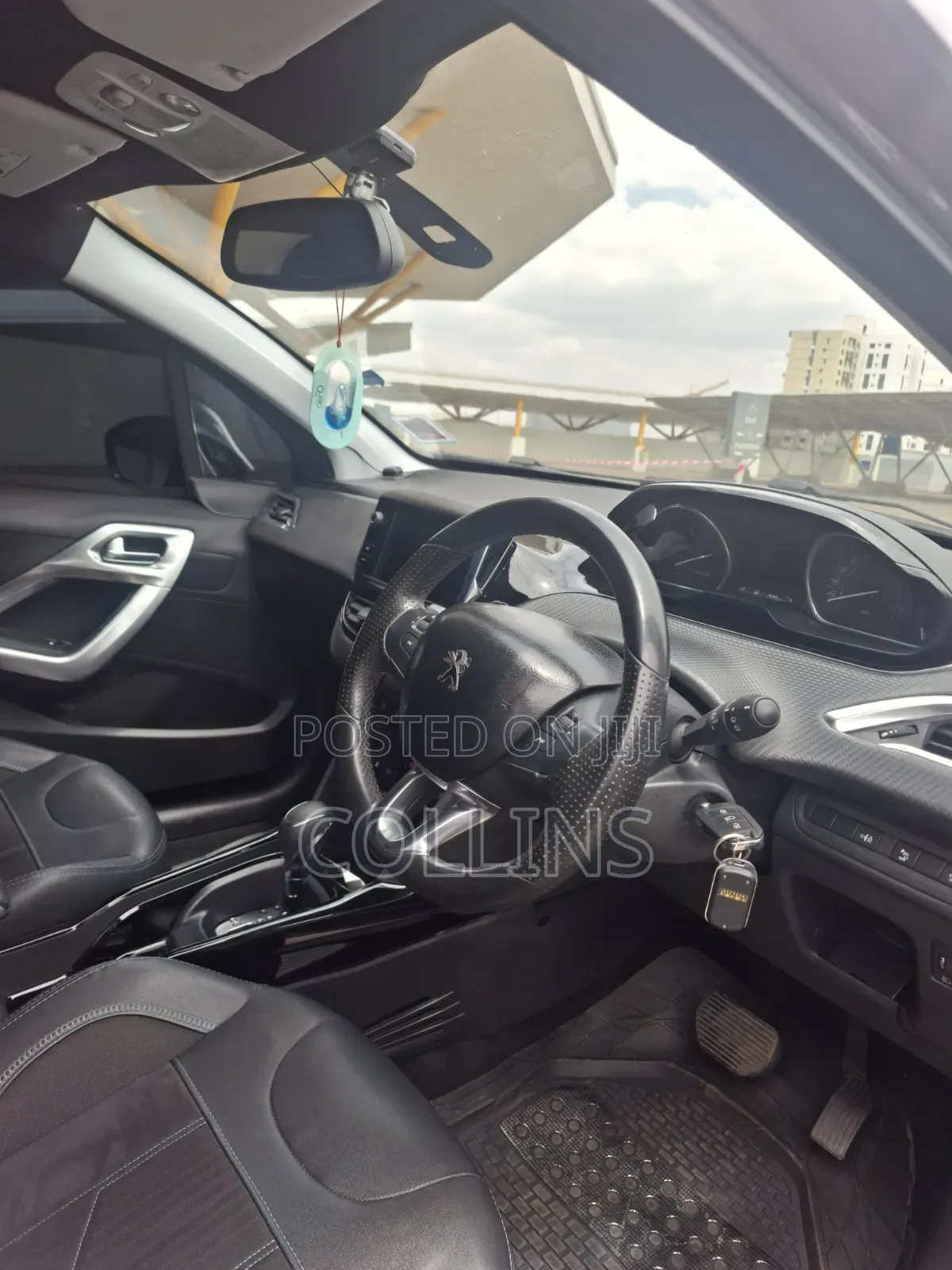 Peugeot 2008 2019 Gray