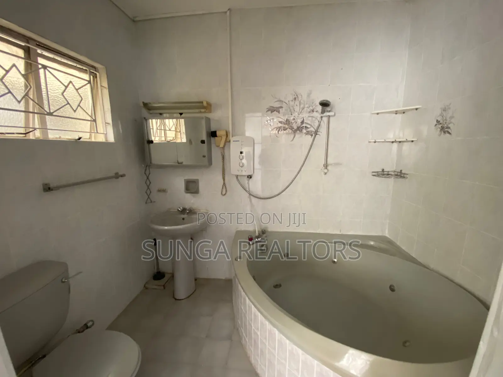 4bdrm Apartment in Parklands/Highridge for rent