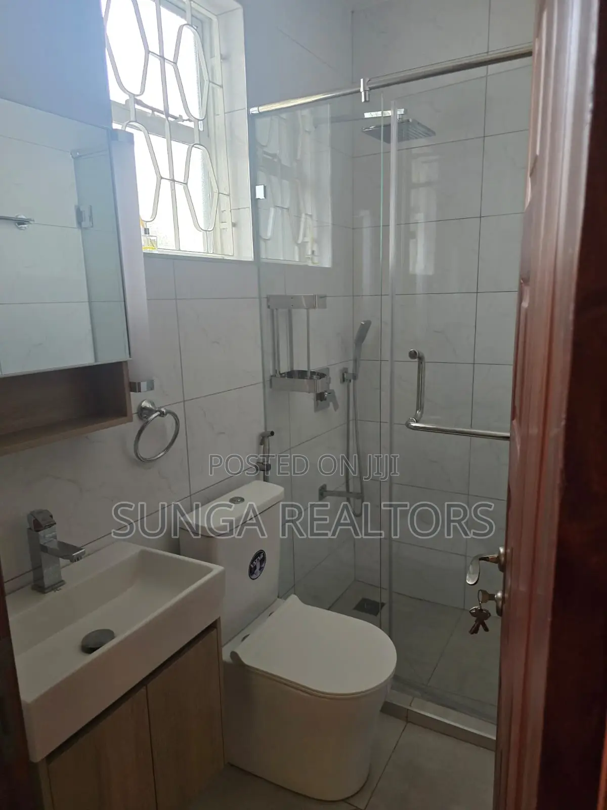 4bdrm House in Rhapta Rd., Raphta Road Area for rent