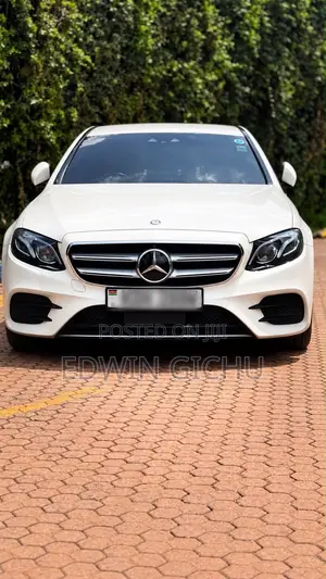 Mercedes-Benz E250 2016 Pearl