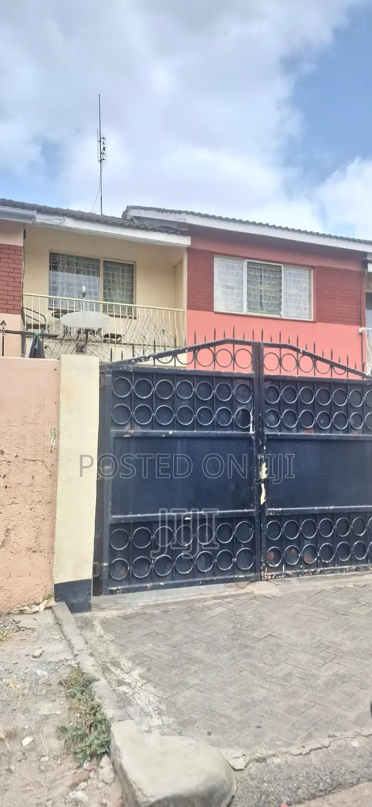 4bdrm House in South B for sale