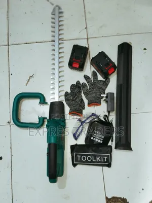 Rechargeable Hedge Trimmer Machine