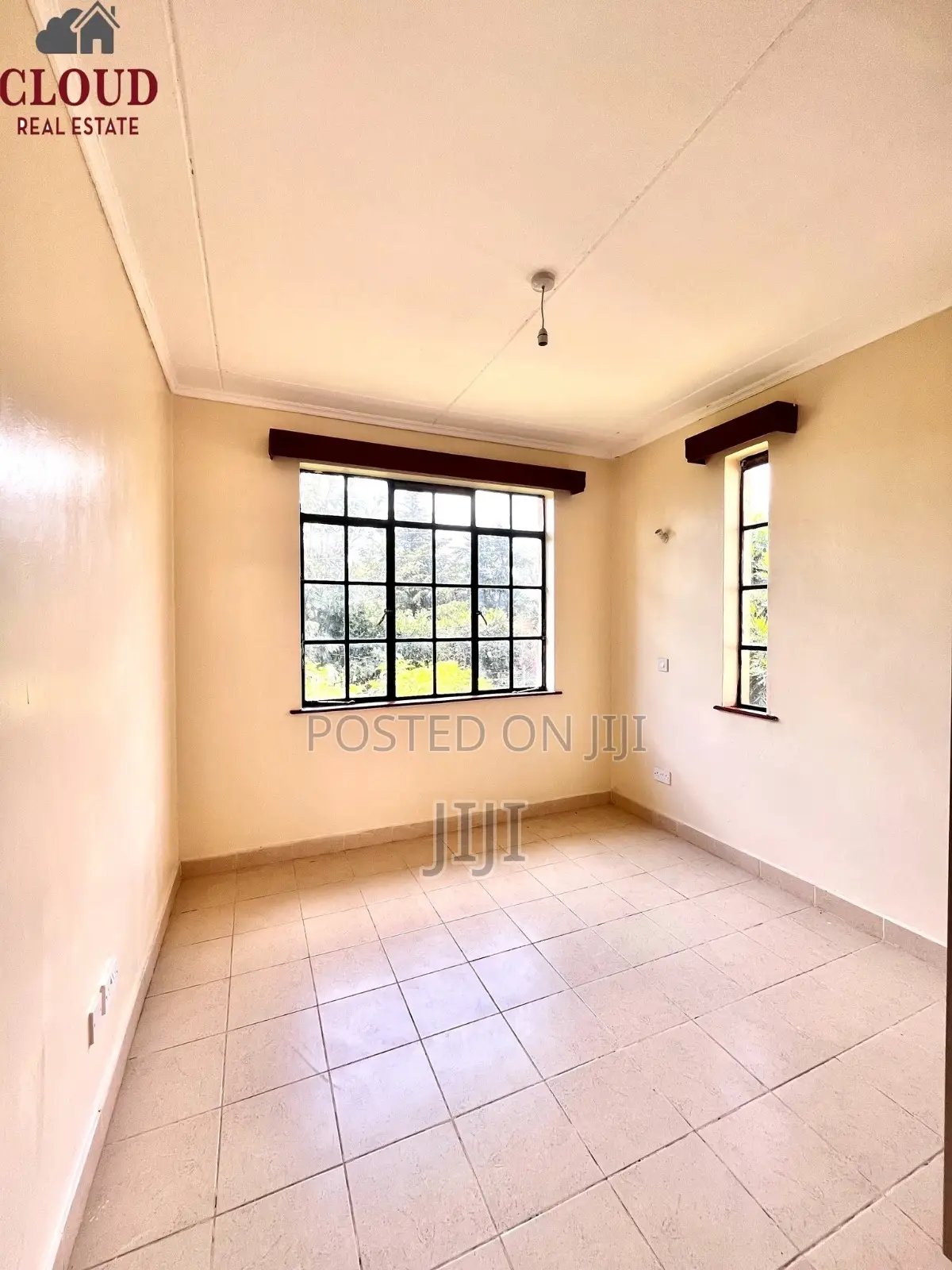 4bdrm Maisonette in Oluulua for sale