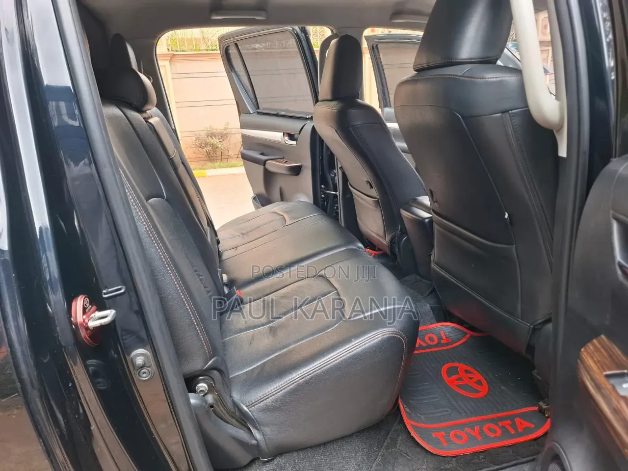 Toyota Hilux 2018 Black