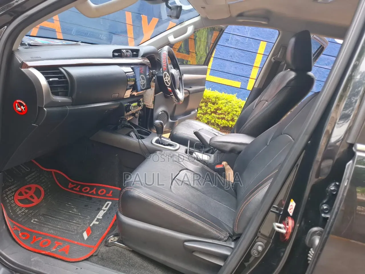 Toyota Hilux 2018 Black