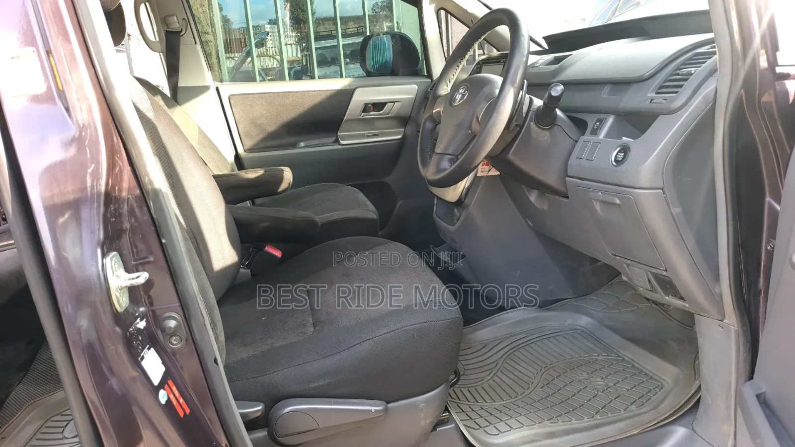 Toyota Voxy 2008 Blue