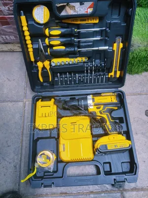 DeWalt Cordless Drill Kit