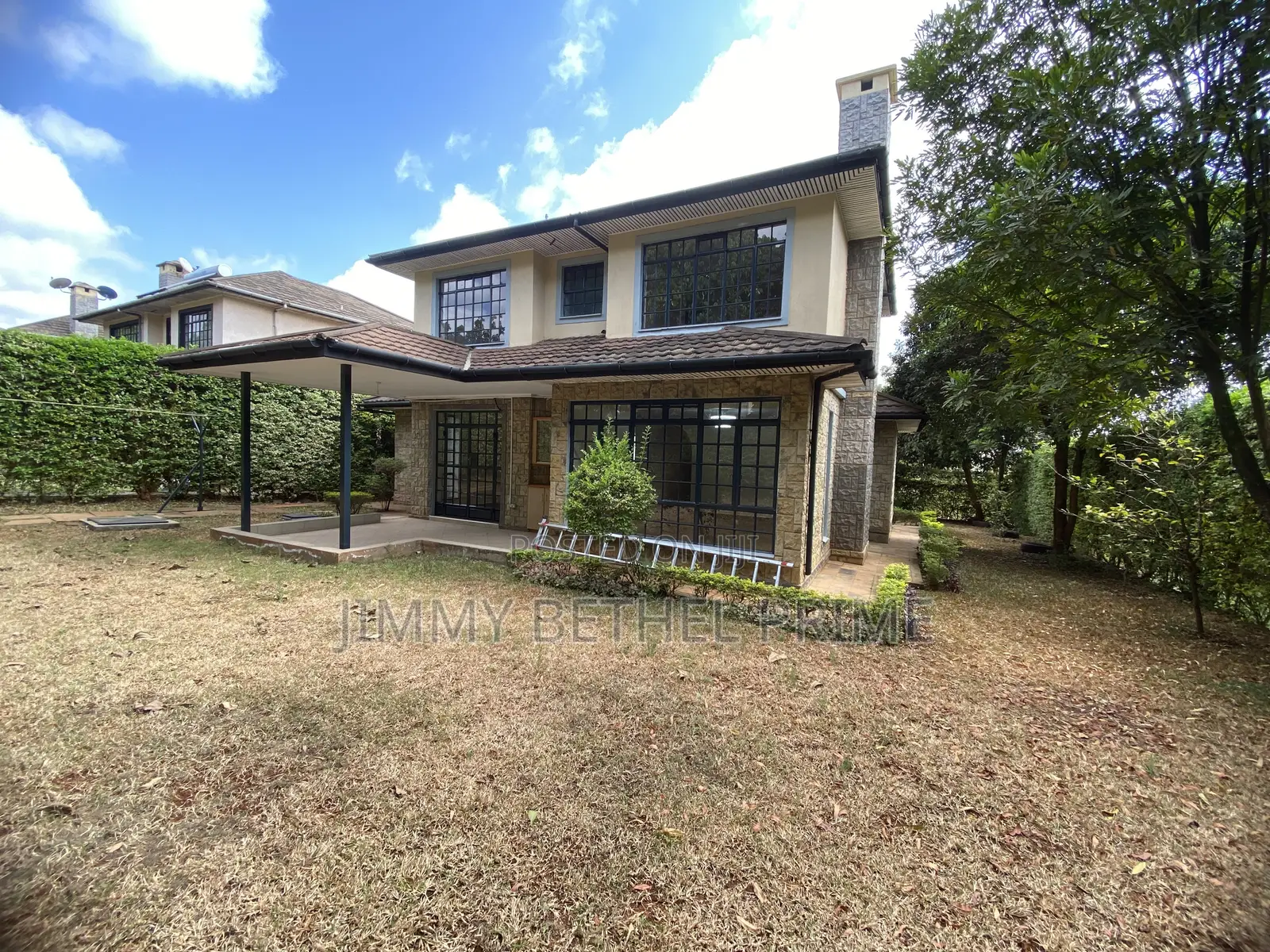 4bdrm Townhouse / Terrace in Kiambu CBD for rent
