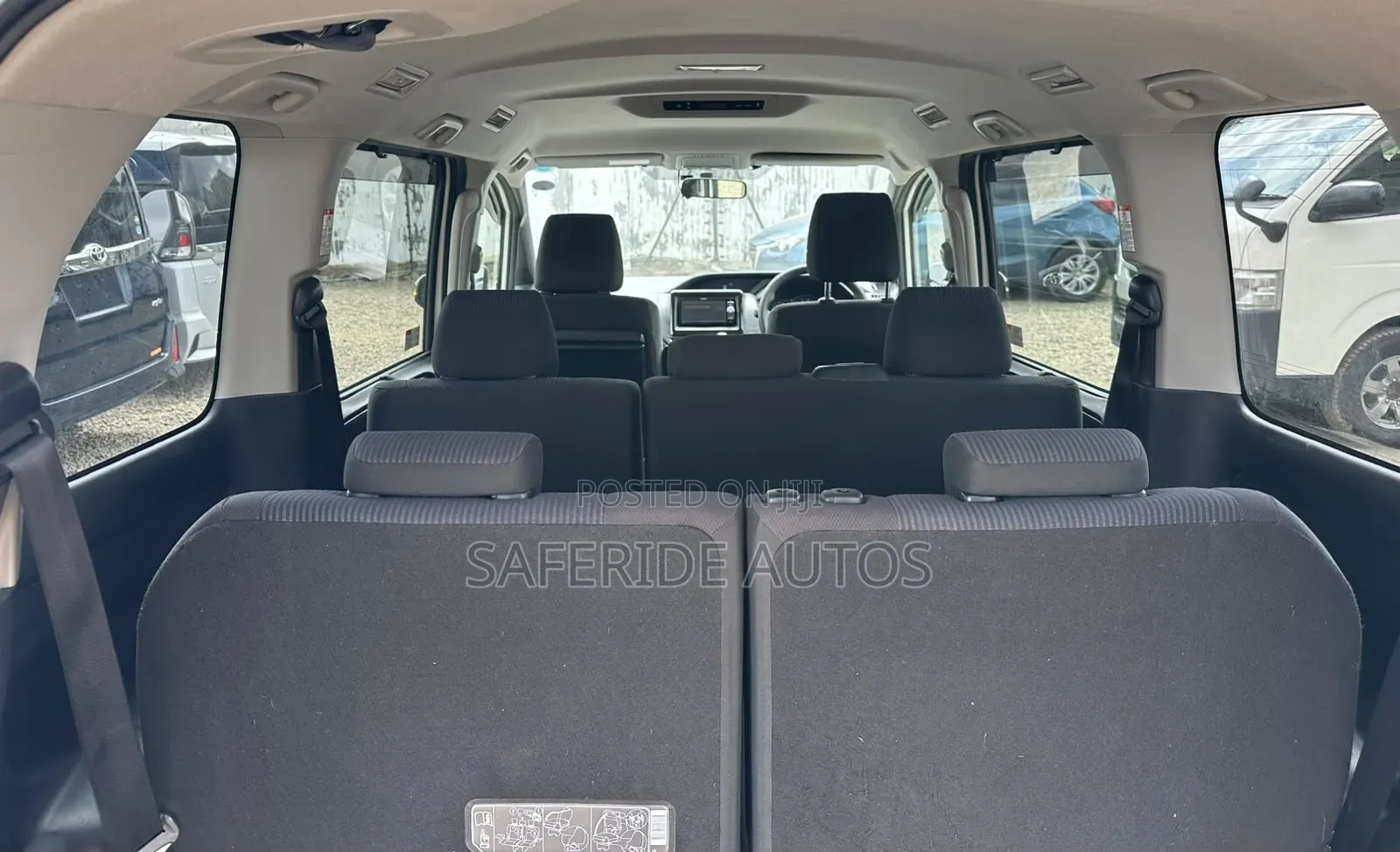 Toyota Voxy X 2WD 8-Seater 2019 White