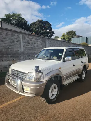 Toyota Land Cruiser Prado 2004 White