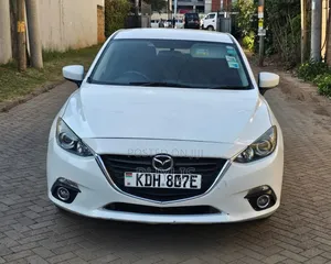 Mazda Axela SV Premium 2014 White