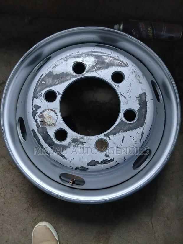 Original Rom Size 19.5 Made in Turkey for Isuzu FRR Mitsubishi FH.