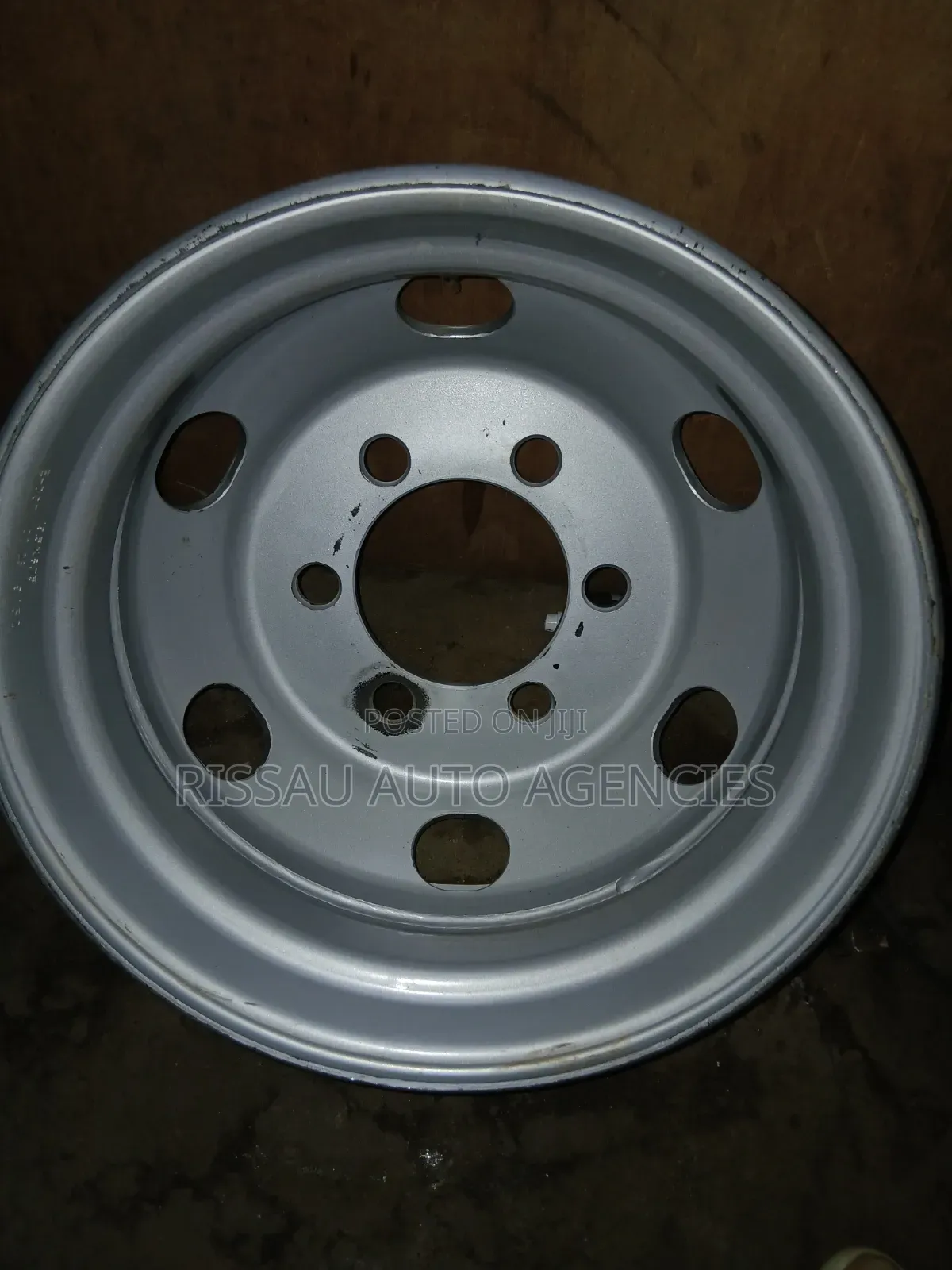 Original Rom Size 19.5 Made in Turkey for Isuzu FRR Mitsubishi FH.