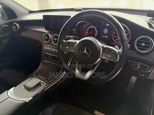 Mercedes-Benz GLC-Class 2021 Blue