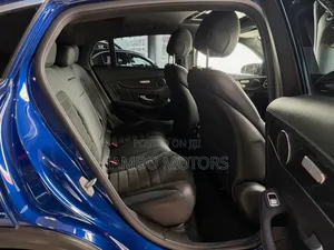 Mercedes-Benz GLC-Class 2021 Blue
