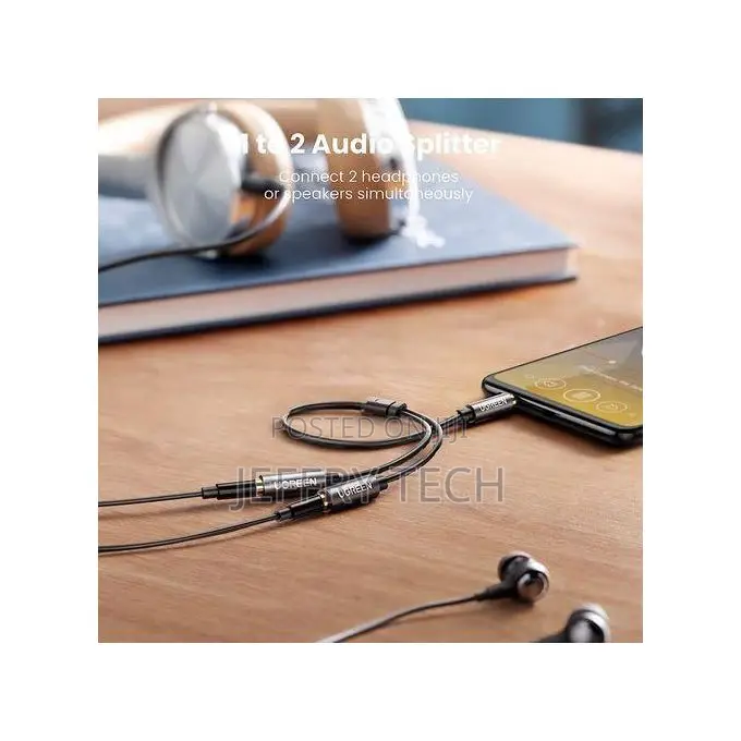 Ugreen AV123 - 3.5mm Male to 2 Female Headphone Splitter Cable, Grey (