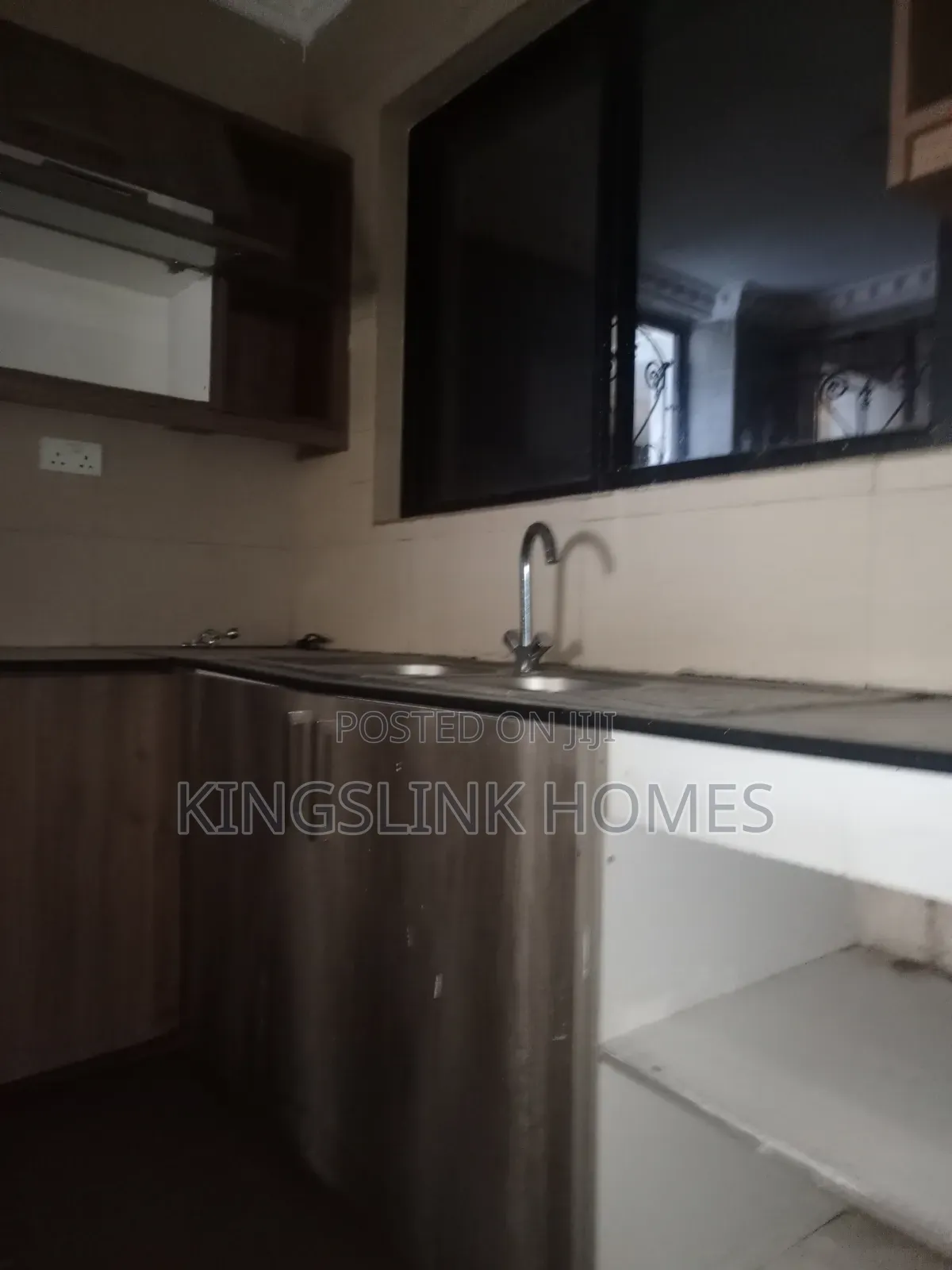 3bdrm Apartment in South C for rent
