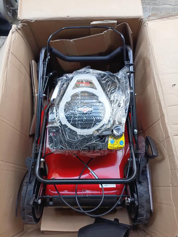 Briggs Stratton Petrol Lawnmower
