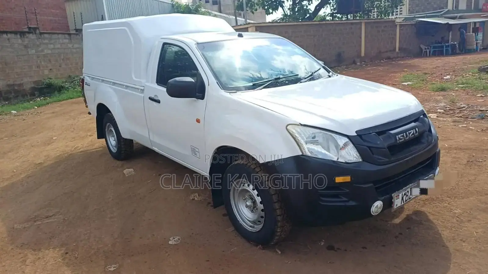 Isuzu D-MAX 2012 White