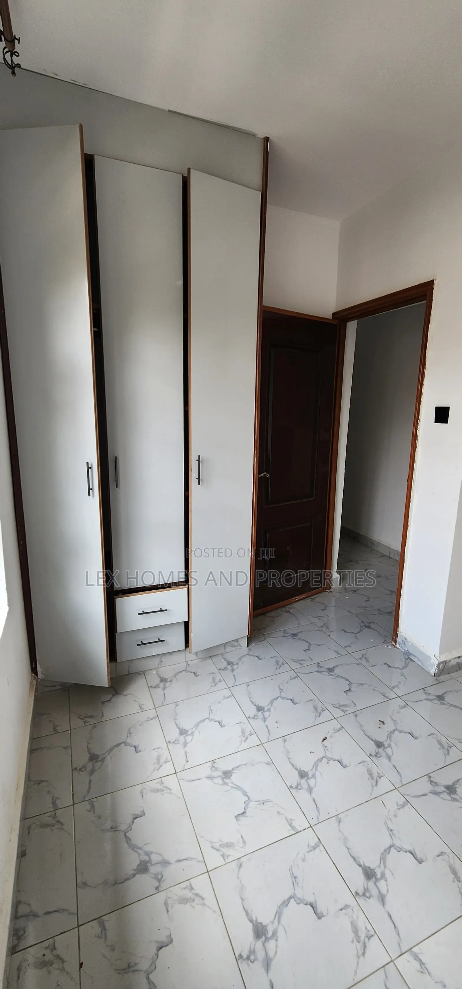 3bdrm Bungalow in Matasia for sale