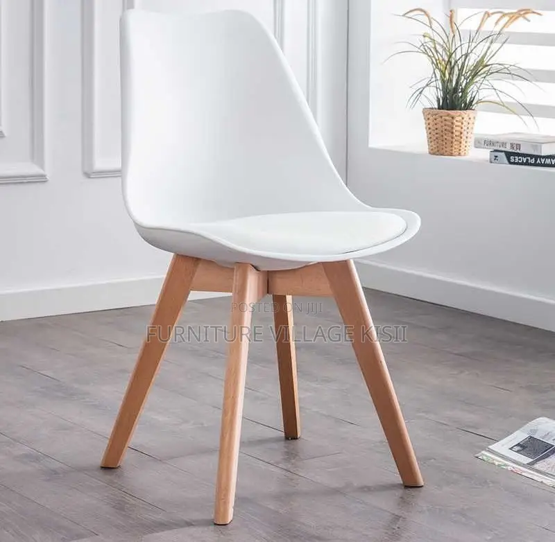 Home Furniture; Uphostrated Padded Eames Dining Chair