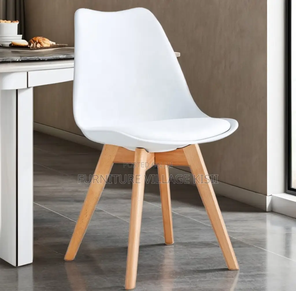 Home Furniture; Uphostrated Padded Eames Dining Chair