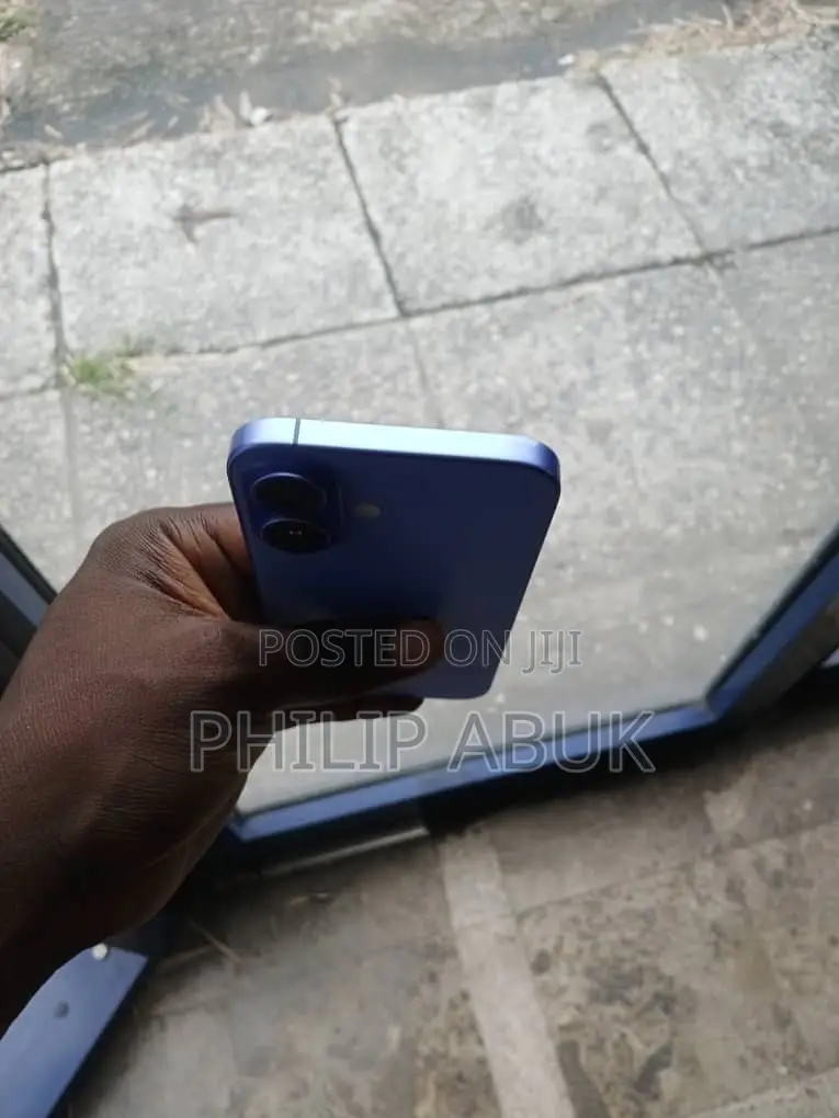 Apple iPhone 16 256 GB Blue