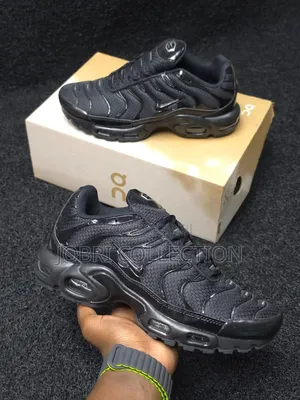 Nike Tn Full Black Sneakers