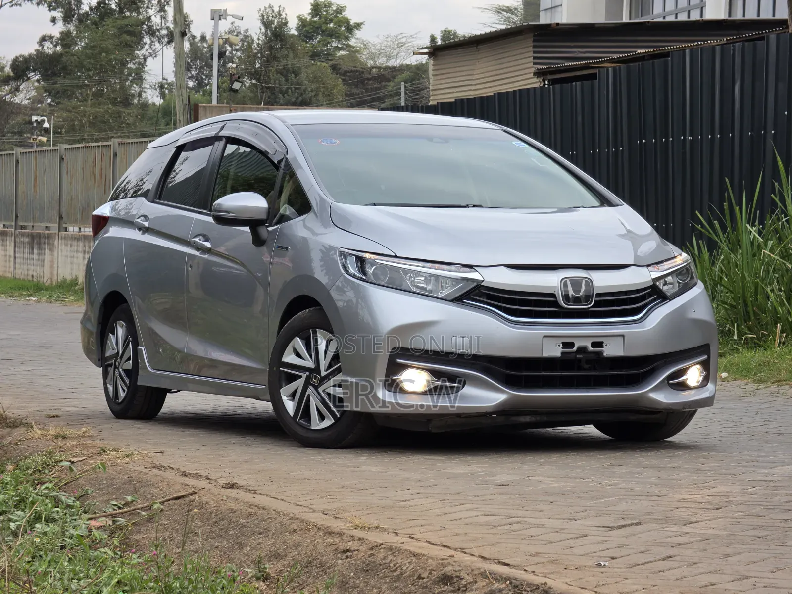 Honda Shuttle 1.5 Hybrid 2WD 2019 Silver