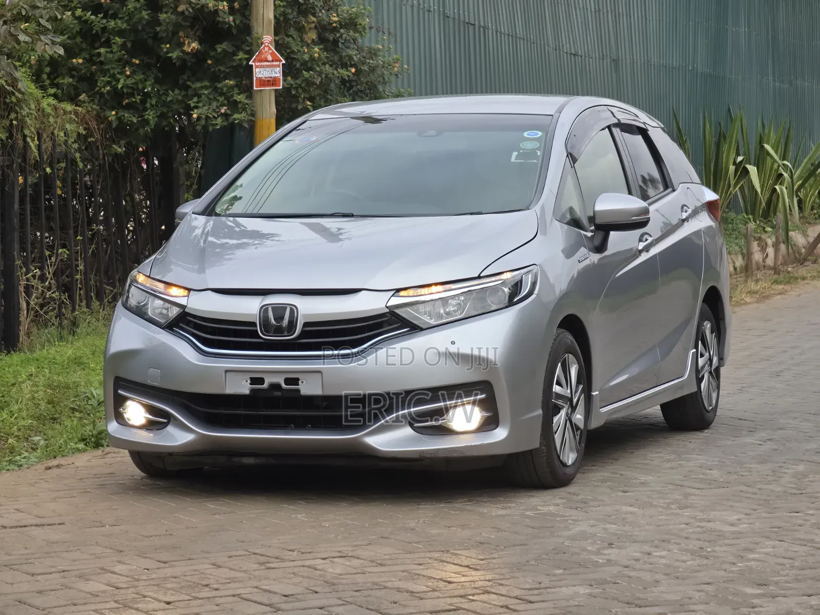 Honda Shuttle 1.5 Hybrid 2WD 2019 Silver