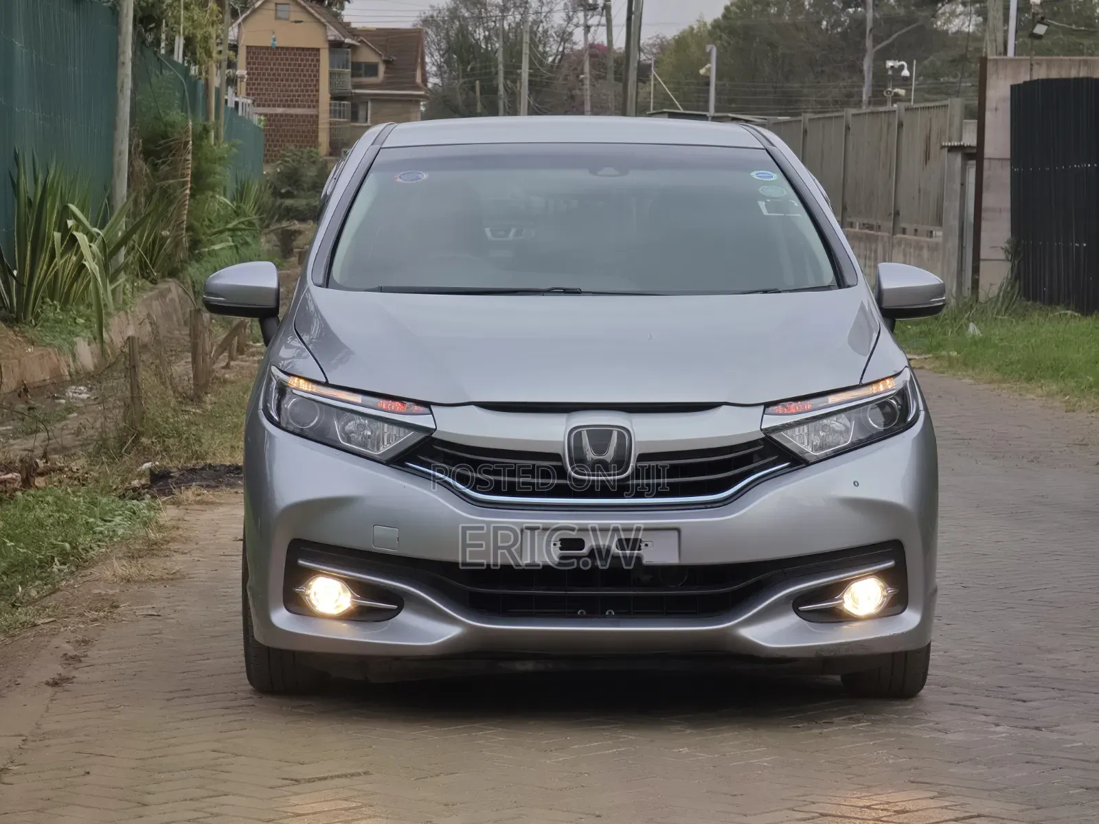 Honda Shuttle 1.5 Hybrid 2WD 2019 Silver