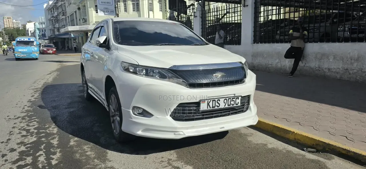 Toyota Harrier 2017 White