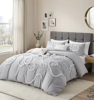 Three-Dimensional Chenille Duvet Cover Set : (6×7 and 6×6)