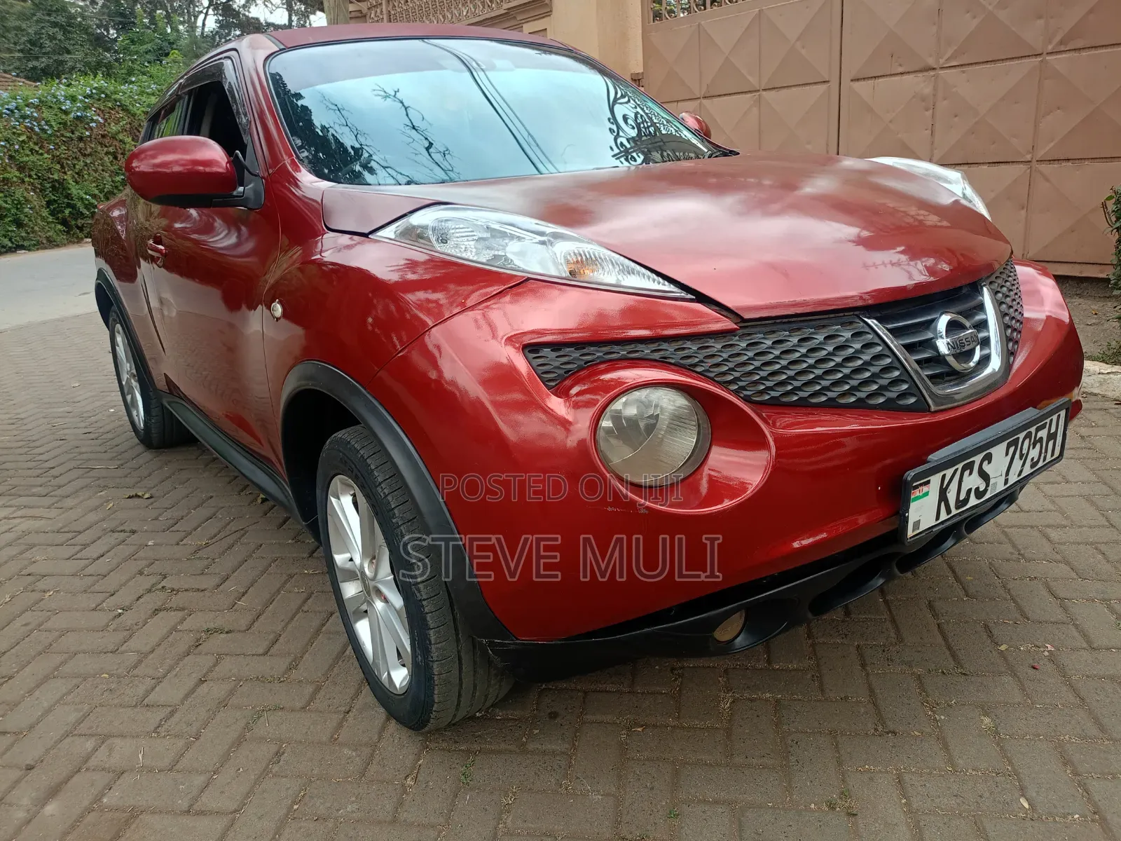 Nissan Juke 2012 Red