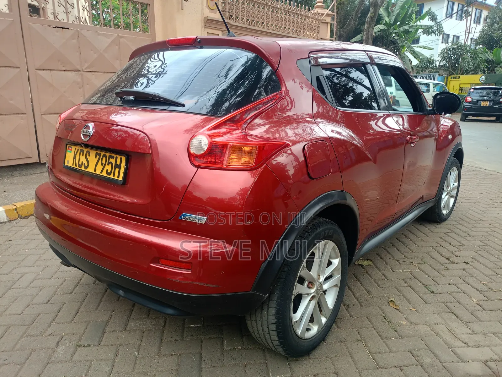 Nissan Juke 2012 Red