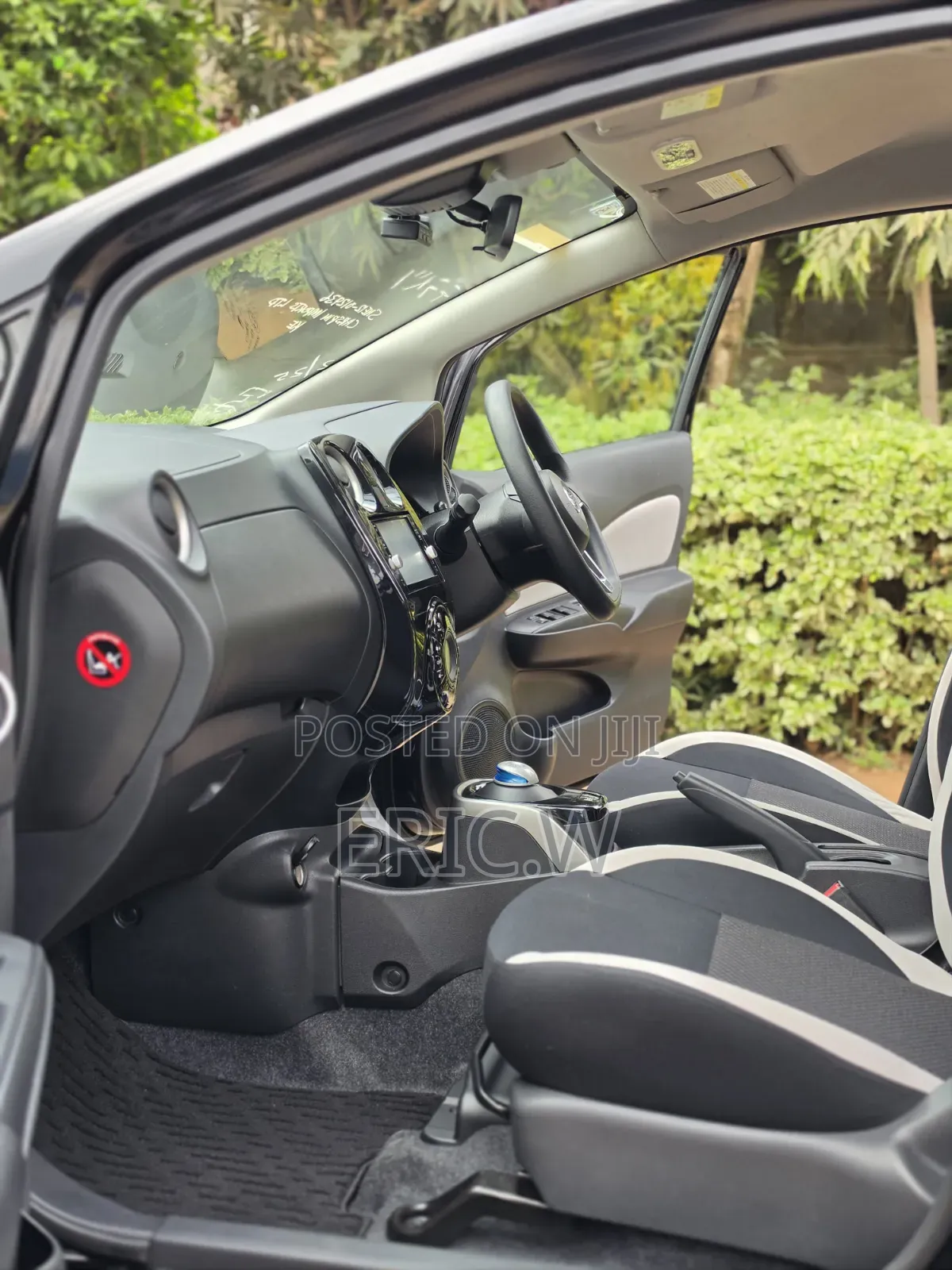 Nissan Note 1.2 Hybrid 2019 Black