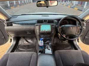 Toyota Crown 2007 White