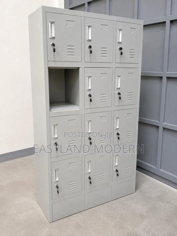 SEO Title 12 Door Metal Locker Cabinet With Locks