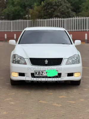 Toyota Crown 2007 White