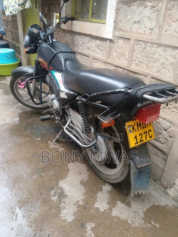 Honda CB 2023 Red - thumbnail 9