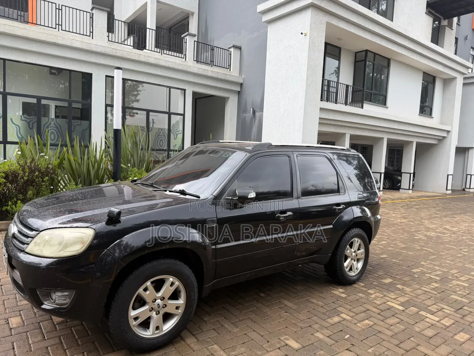 Ford Escape Limited 2010 Black